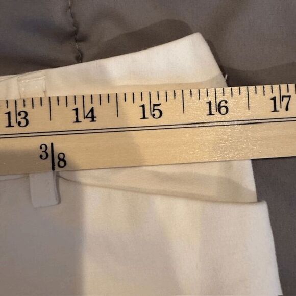 Liz Claiborne EMMA Cropped Trousers White Mid Rise Dressy or Casual Size 10 - Picture 8 of 12